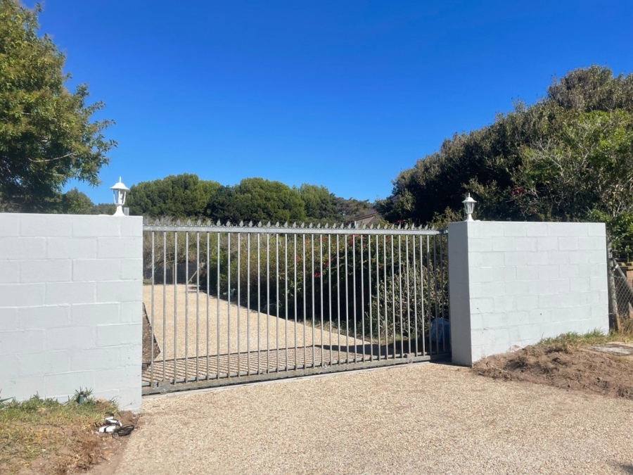 To Let 2 Bedroom Property for Rent in Crofters Valley Western Cape
